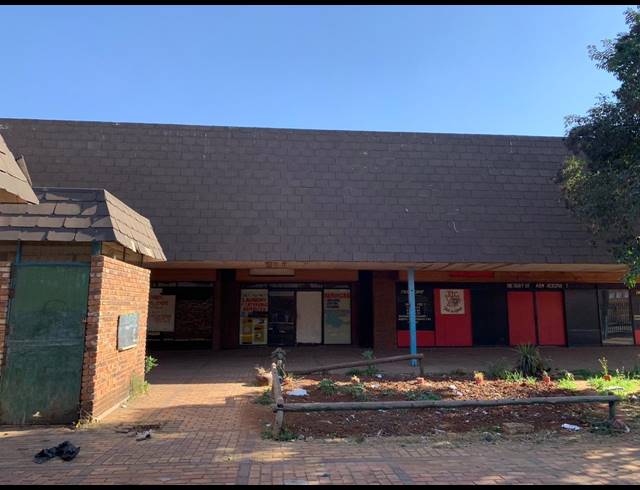 10,000M² WAREHOUSE FOR SALE IN BRAKPAN CENTRAL